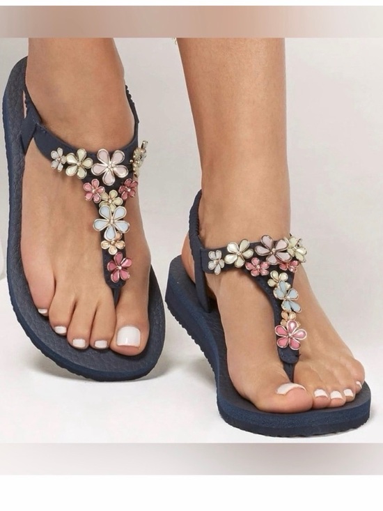 Skechers Shoes - New Skechers Cali Meditation Happy Daisies flower thong sandals navy size 10
